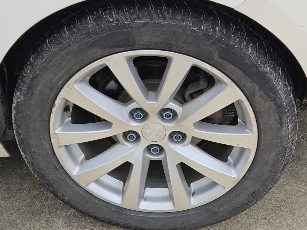 Used 2013 Chevrolet Malibu LTZ image 5