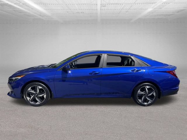 Used 2023 Hyundai Elantra SEL w/ Convenience Package FWD image 10