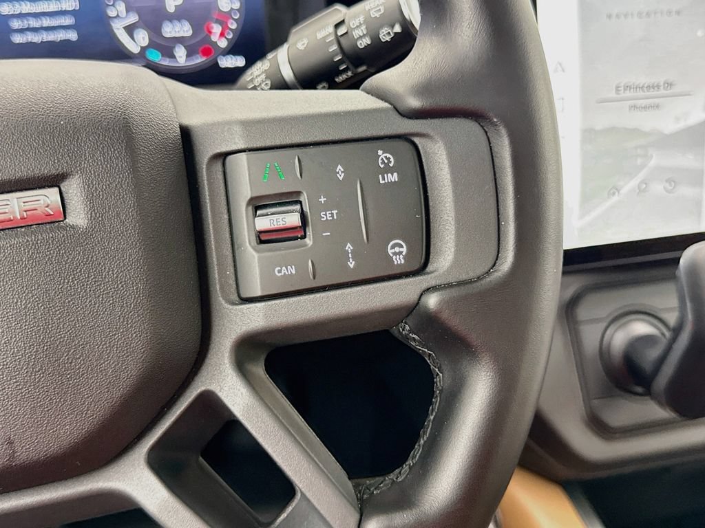 Used 2026 Land Rover Defender 110 S AWD/4WD image 12