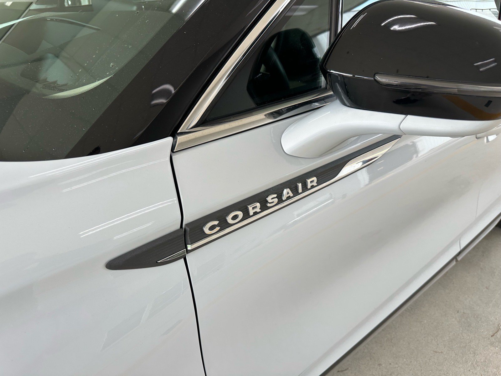 Used 2025 Lincoln Corsair Reserve w/ Equipment Group 202A FWD image 5