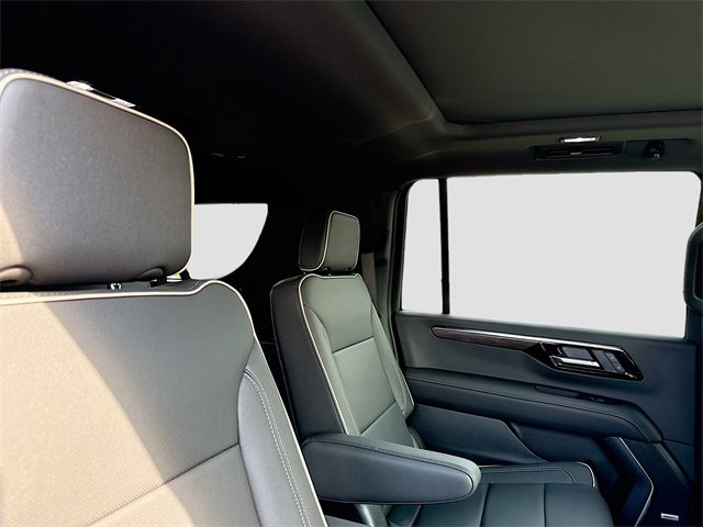 New 2025 Chevrolet Suburban Premier w/ Sun And Tow Package image 34