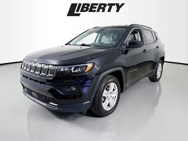Used 2022 Jeep Compass Latitude video 3