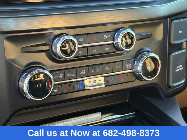 New 2025 Ford F250 Lariat w/ Chrome Package image 26