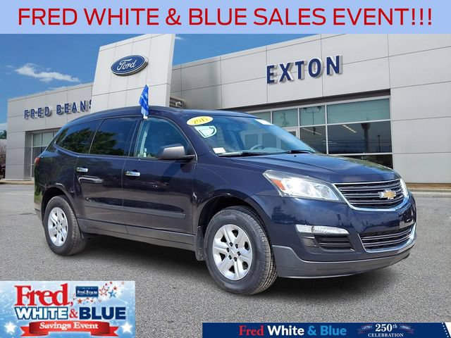Used 2017 Chevrolet Traverse LS FWD image 1