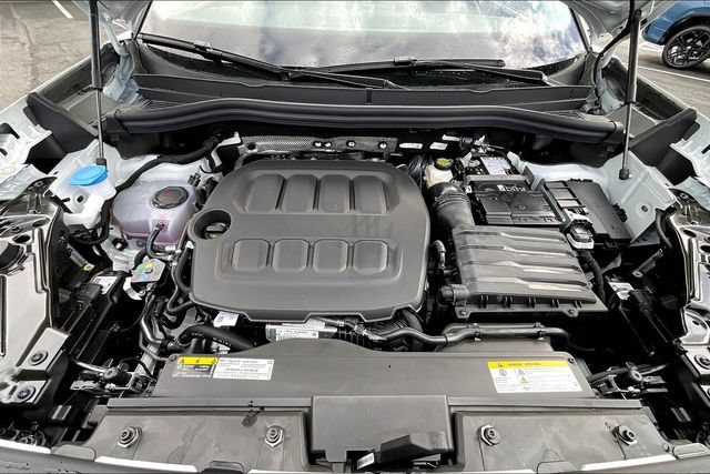 New 2025 Volkswagen Tiguan SE AWD/4WD image 13