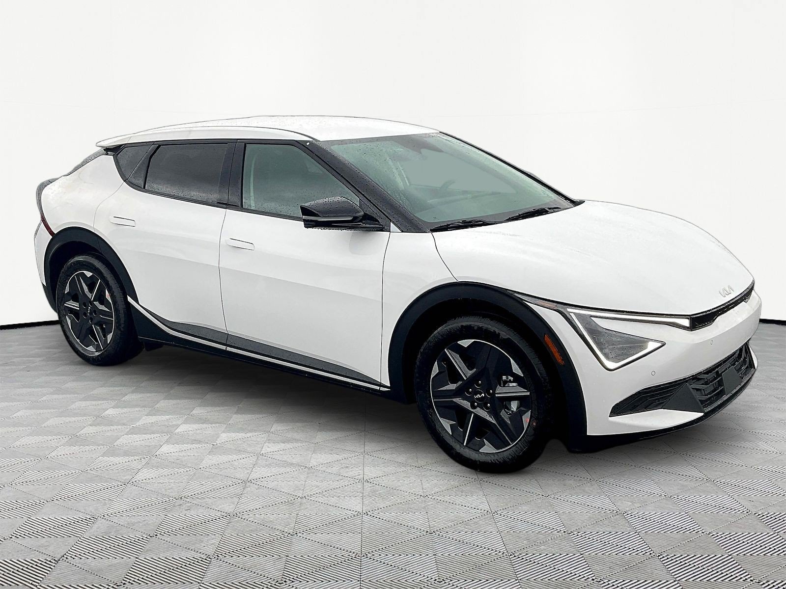 New 2026 Kia EV6 Light AWD/4WD image 3