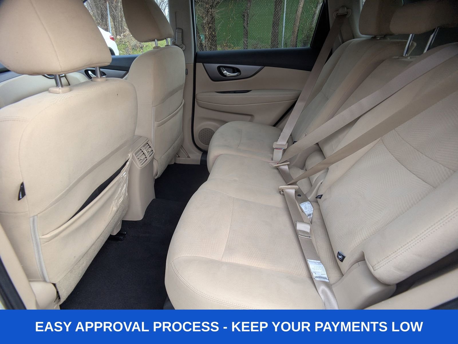 Used 2016 Nissan Rogue SV w/ SV Premium Package image 16