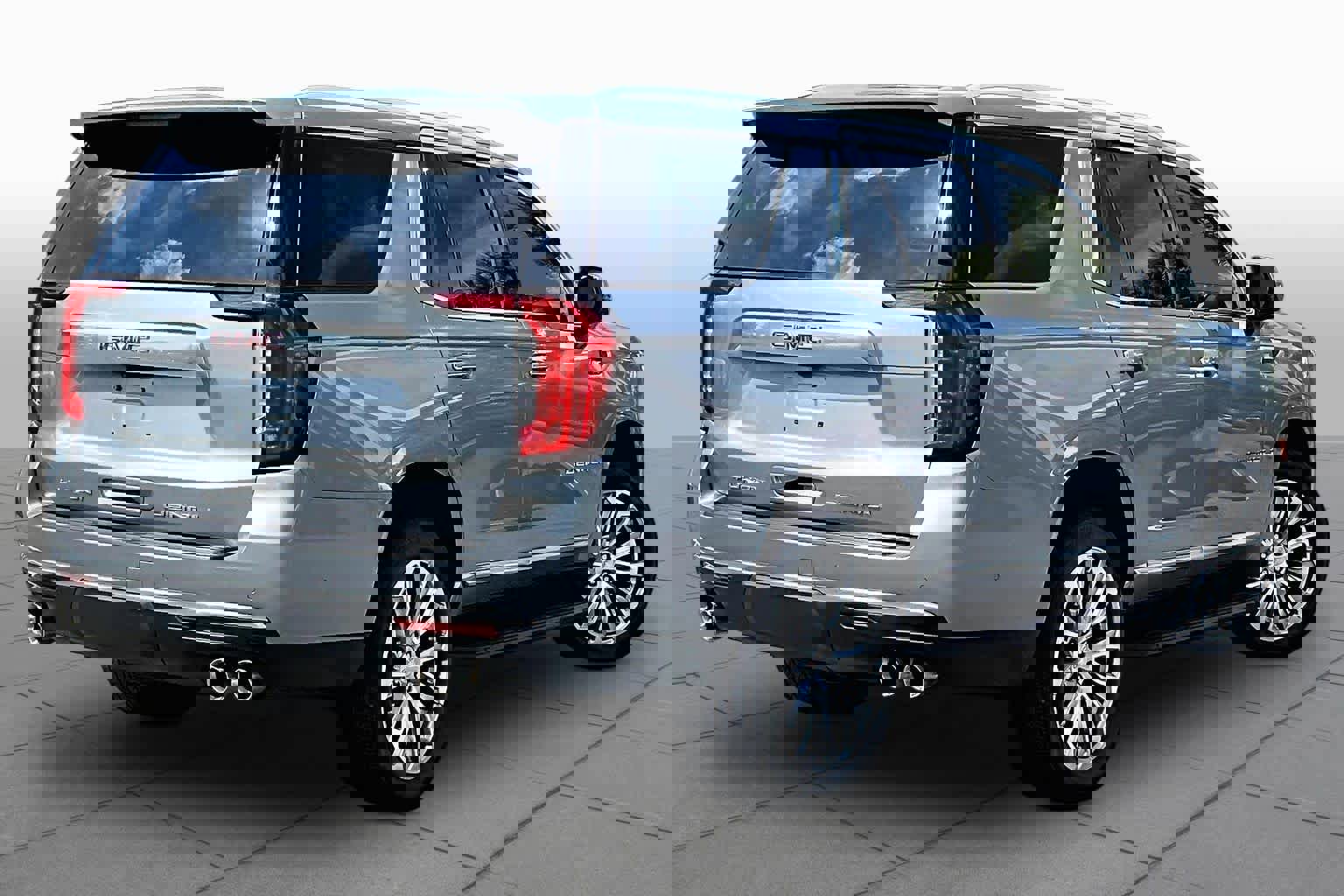 Used 2023 GMC Yukon Denali w/ Advanced Technology Package image 13