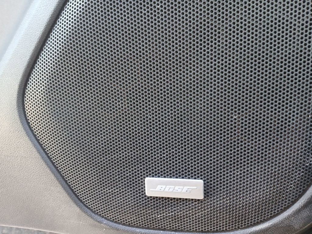 Used 2018 GMC Acadia SLT image 12