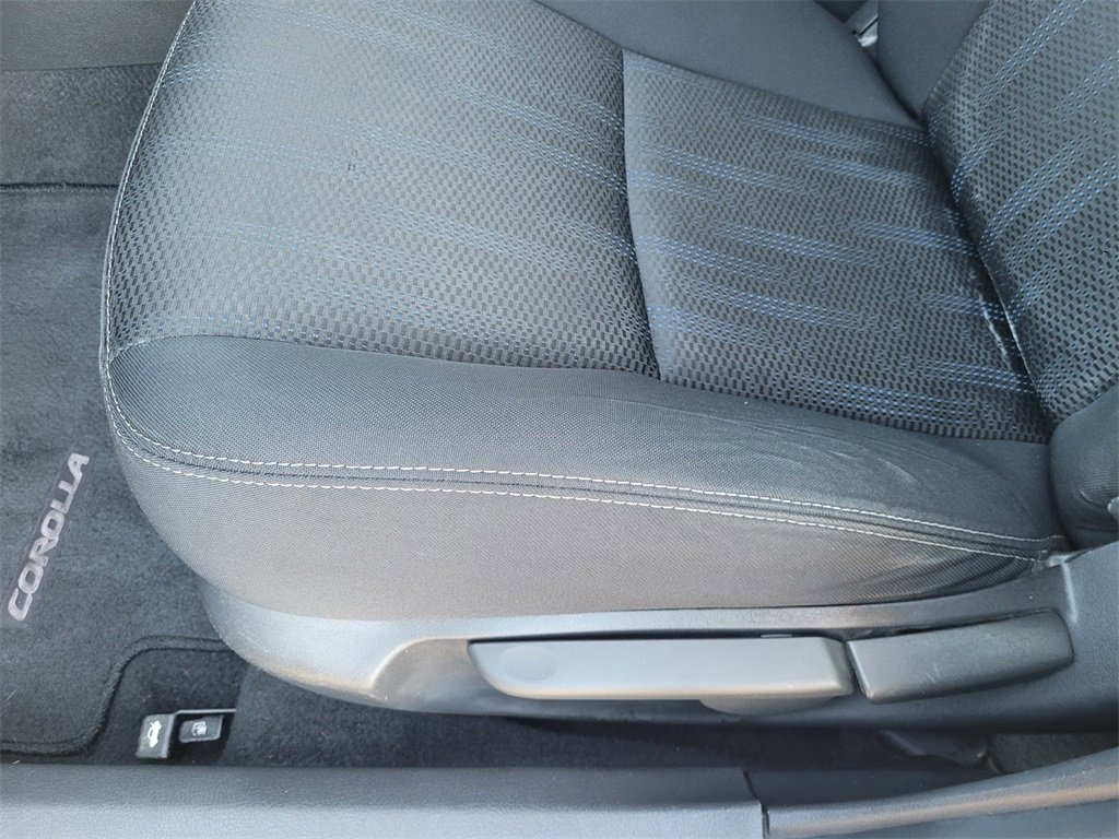 Used 2012 Toyota Corolla S image 27