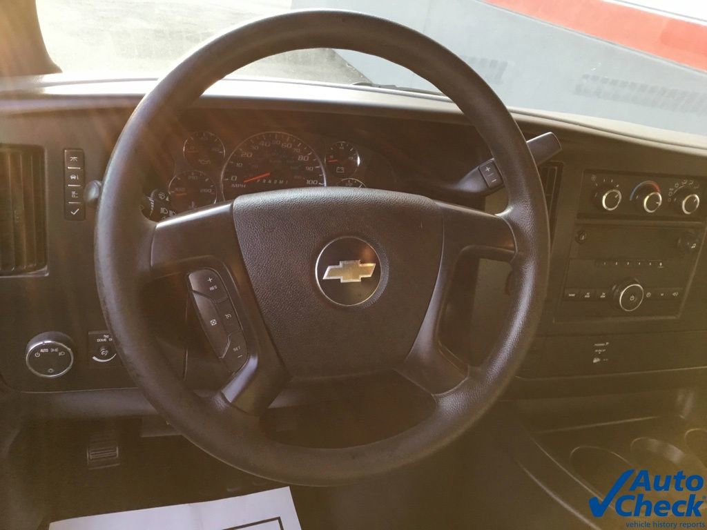 Used 2011 Chevrolet Express 3500 image 32