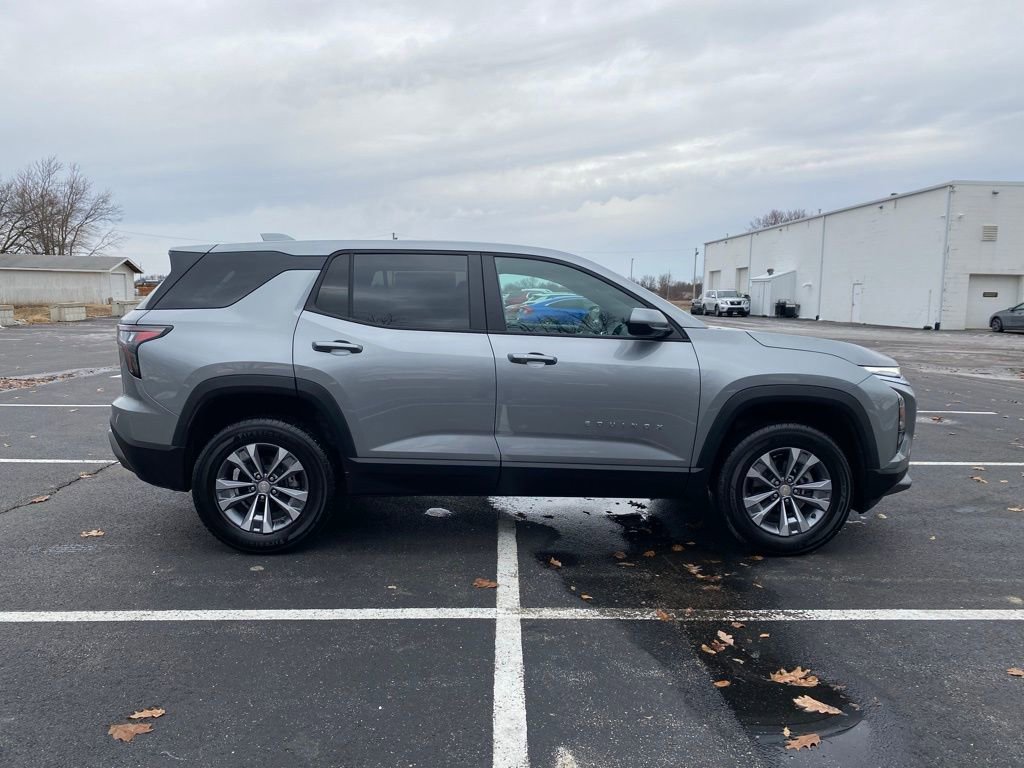 New 2026 Chevrolet Equinox LT w/ Convenience Package II image 8