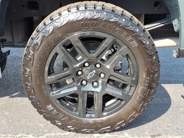 Certified 2026 Chevrolet Silverado 1500 Custom Trail Boss AWD/4WD image 9