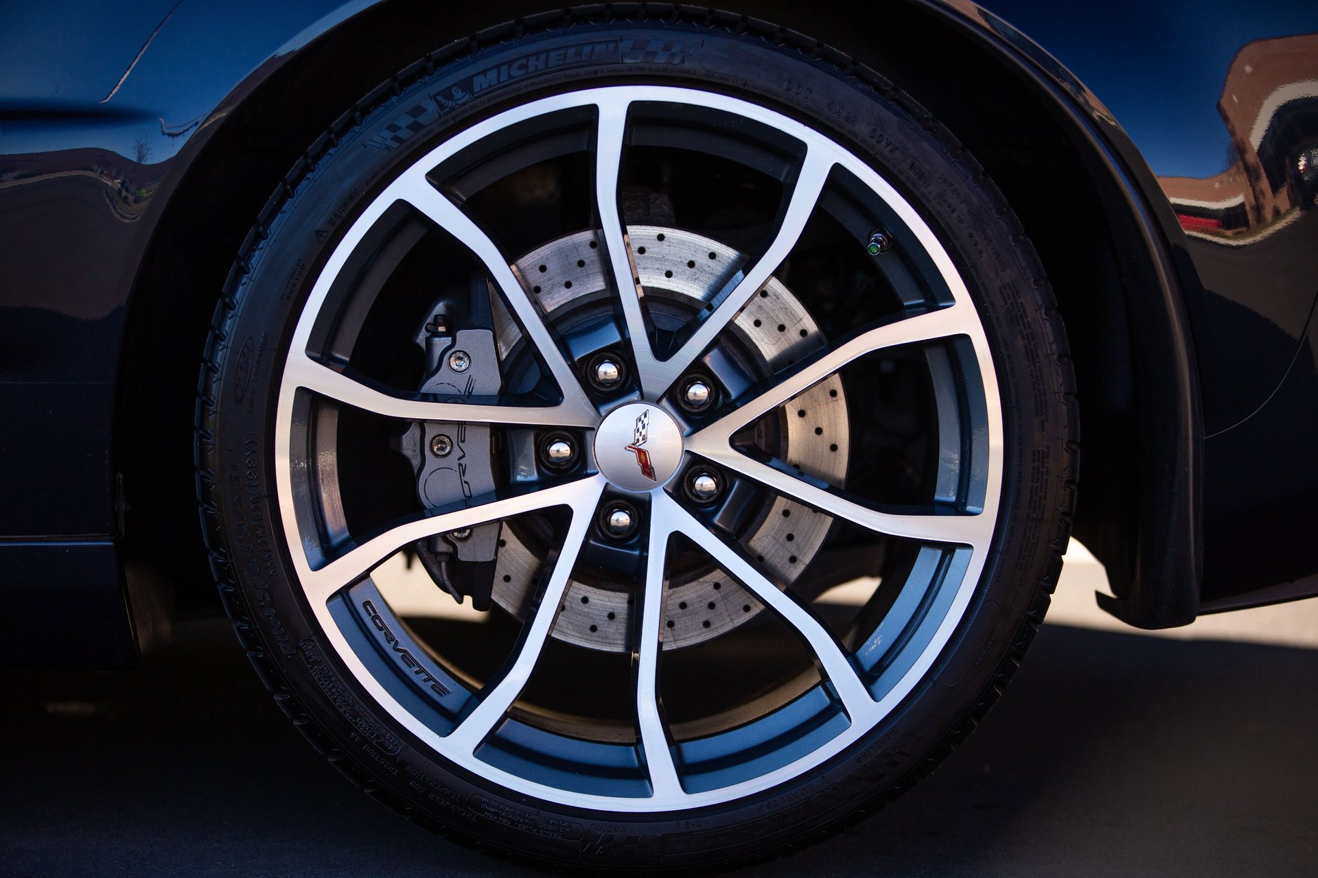 Used 2013 Chevrolet Corvette 427 w/ 1SC Preferred Equipment Group image 36