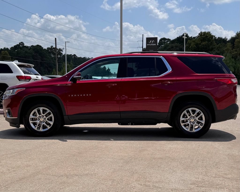 Used 2020 Chevrolet Traverse LT FWD image 11