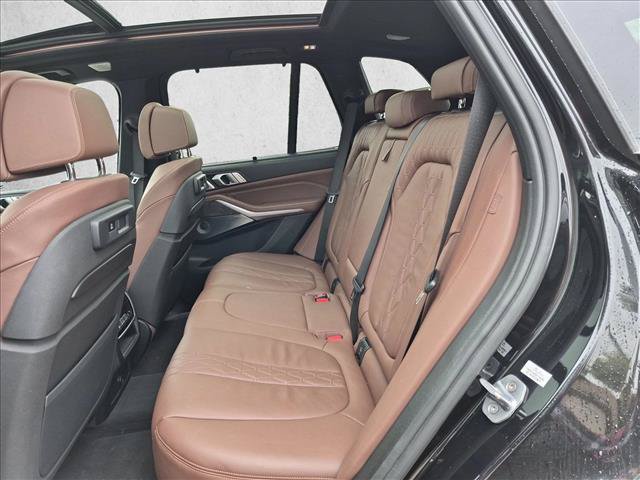 Used 2019 BMW X5 xDrive50i w/ M Sport Package AWD/4WD image 21