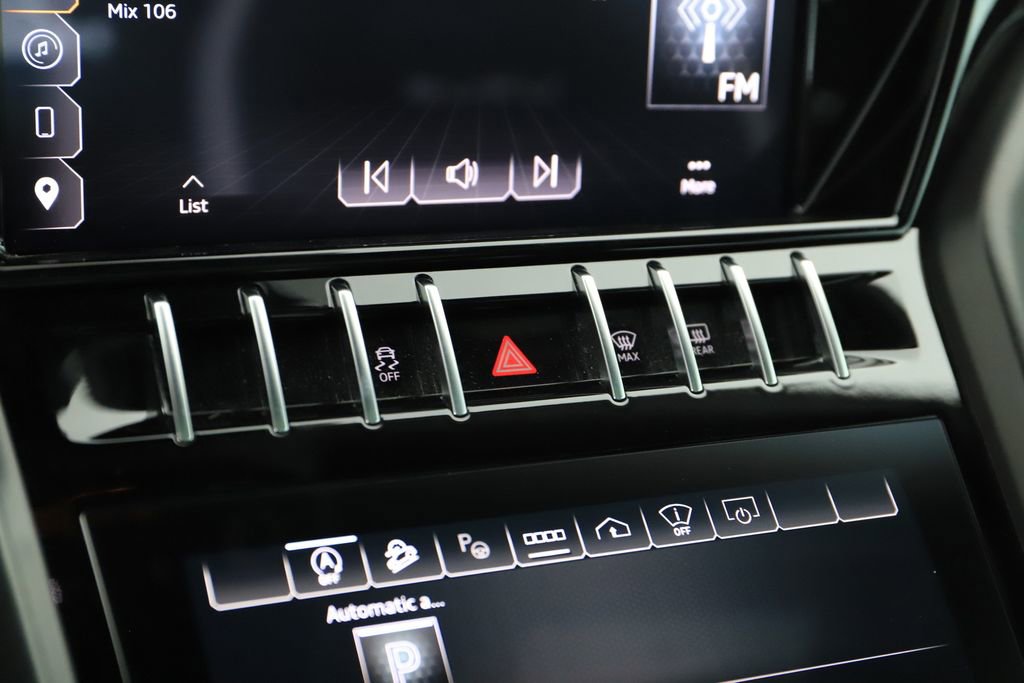 Used 2024 Lamborghini Urus S AWD/4WD image 29