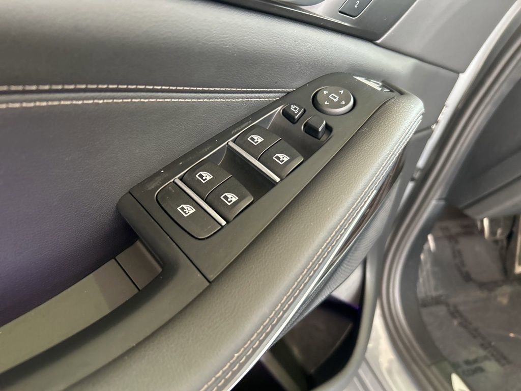 Used 2025 BMW X5 xDrive40i w/ M Sport Package image 45