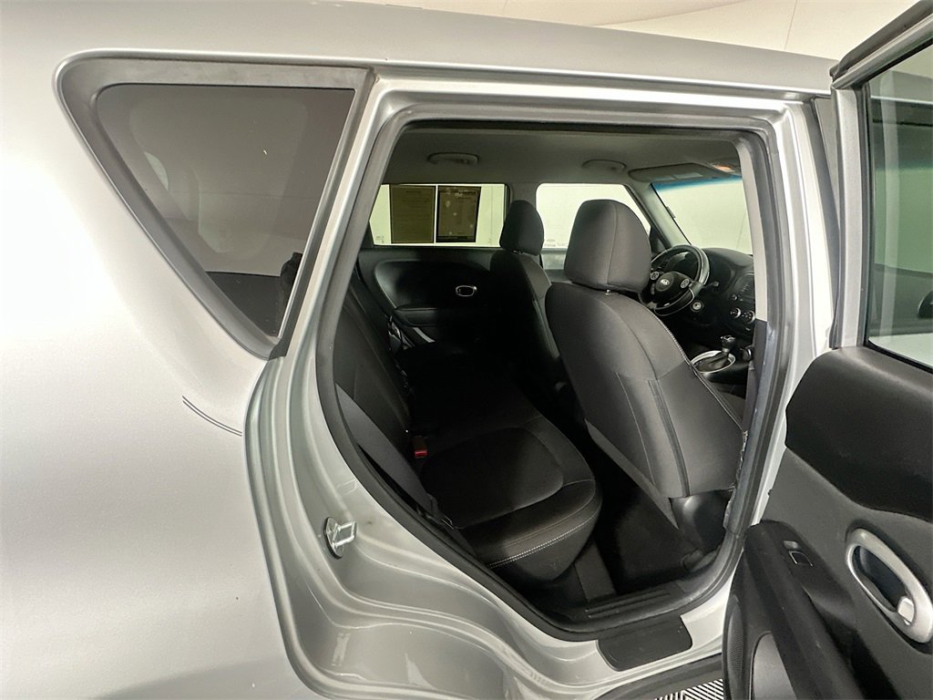Used 2018 Kia Soul Base image 23