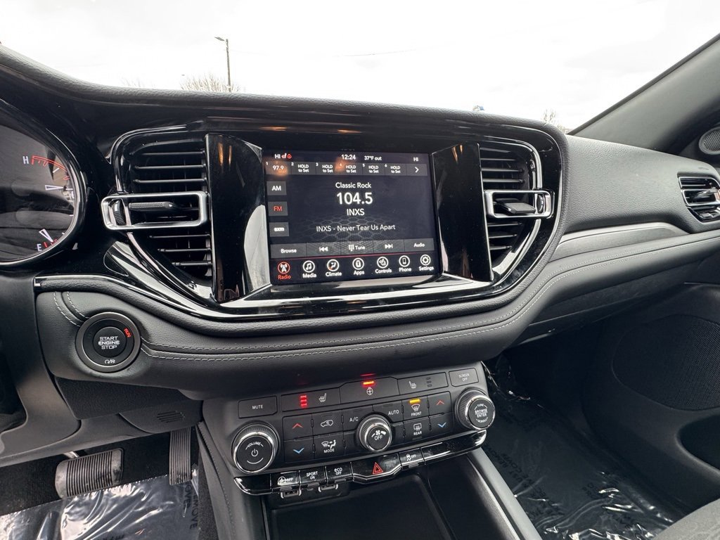 Used 2024 Dodge Durango SXT w/ 3rd Row Seating Group image 26