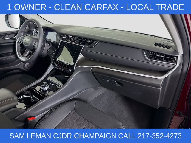 Used 2023 Jeep Grand Cherokee Laredo AWD/4WD image 26