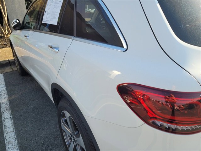 Used 2022 Mercedes-Benz GLC 300 4MATIC w/ Premium Package Lite image 7
