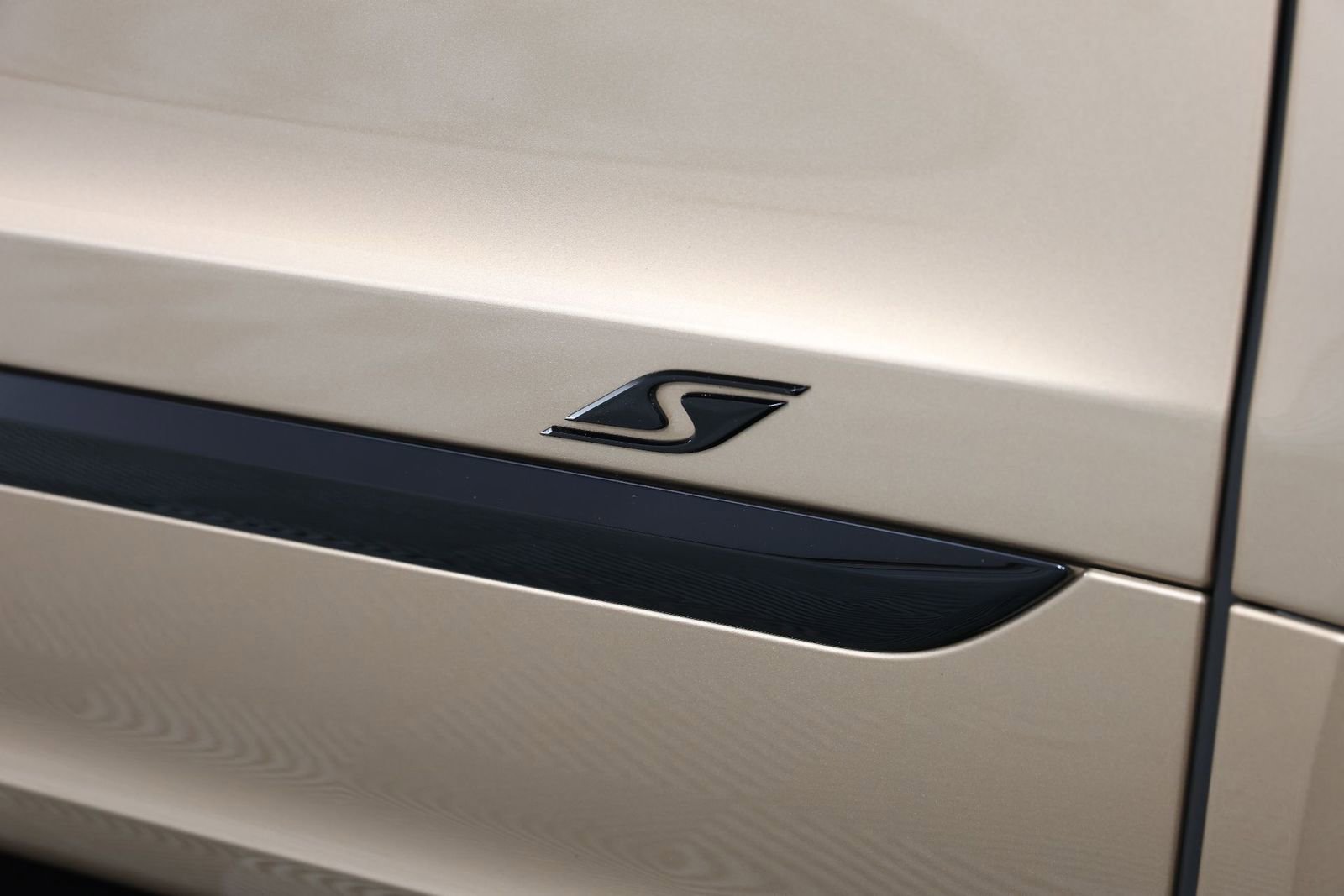 Used 2023 Bentley Bentayga image 16