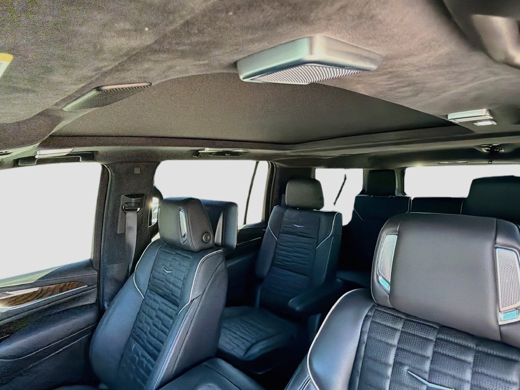 Used 2023 Cadillac Escalade ESV Sport Platinum w/ LPO, ONYX Package AWD/4WD image 29