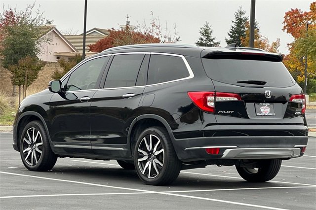 Used 2019 Honda Pilot Touring image 8