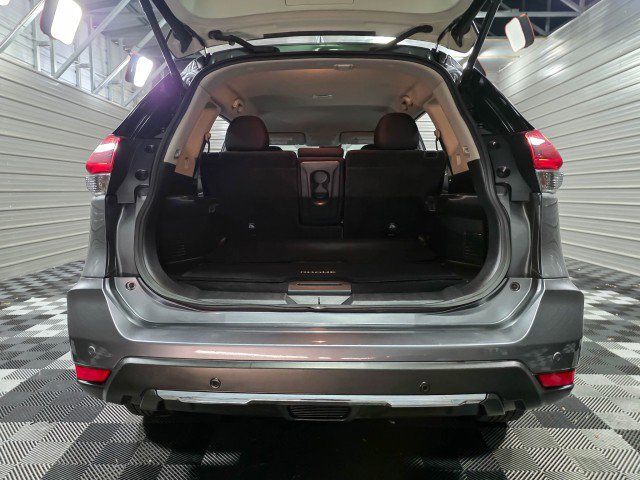 Used 2019 Nissan Rogue SV image 37