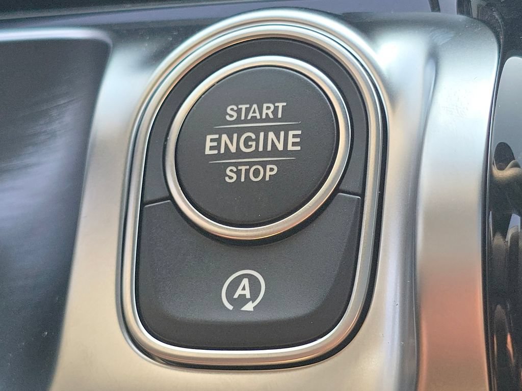 New 2026 Mercedes-Benz GLB 250 4MATIC image 37