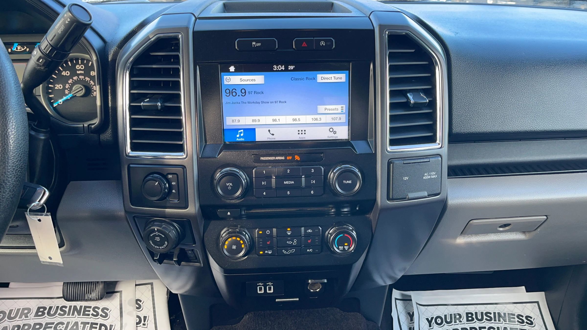 Used 2016 Ford F150 XLT w/ Equipment Group 302A Luxury image 26