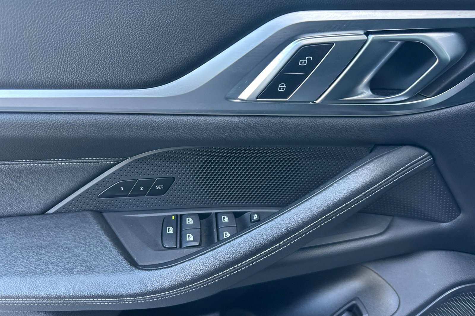 Used 2023 BMW i4 eDrive35 image 12