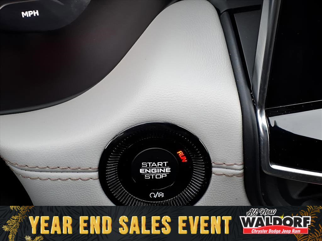 Used 2024 Jeep Compass Limited image 20