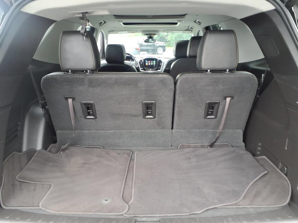 Used 2019 Chevrolet Traverse RS AWD/4WD image 17