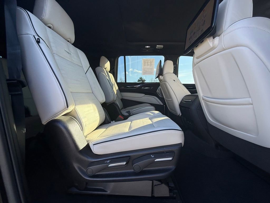 Certified 2024 Cadillac Escalade ESV Sport w/ LPO, ONYX Package image 34
