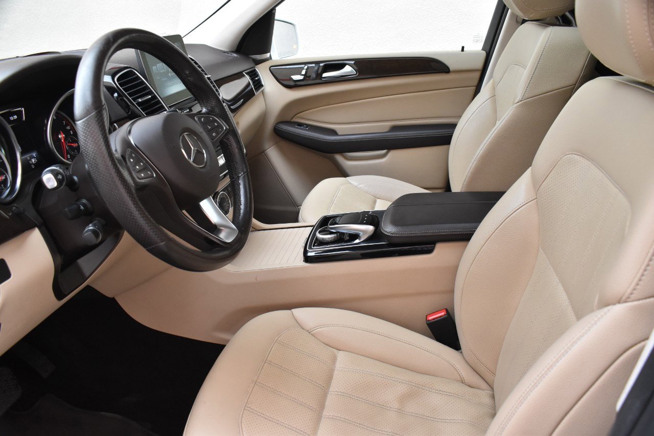 Used 2019 Mercedes-Benz GLE 400 4MATIC image 13