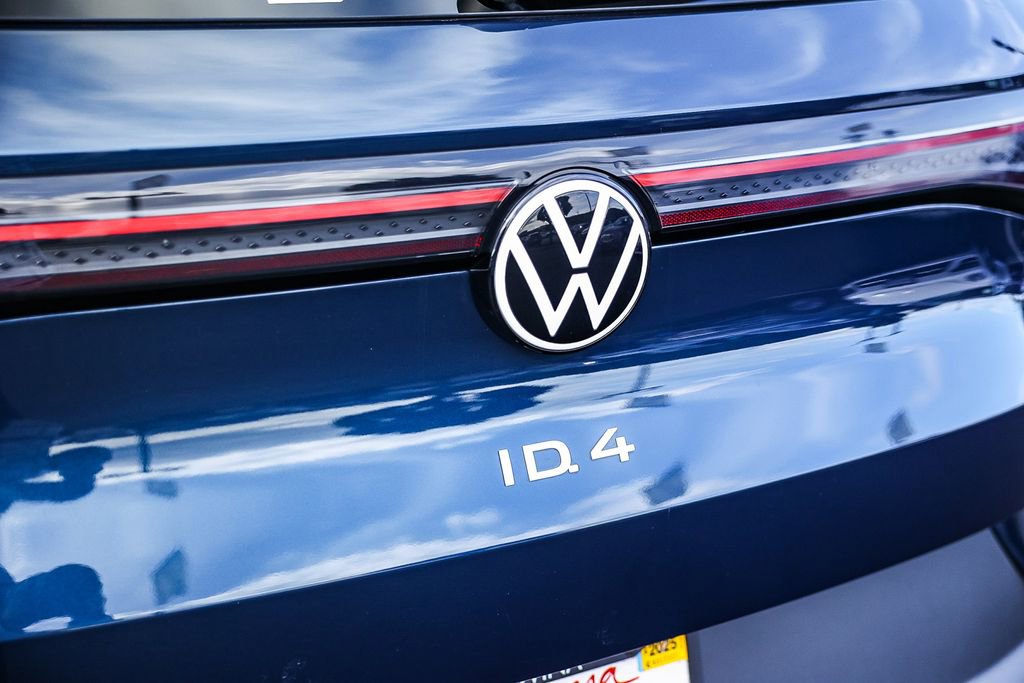Certified 2023 Volkswagen ID.4 2WD image 10