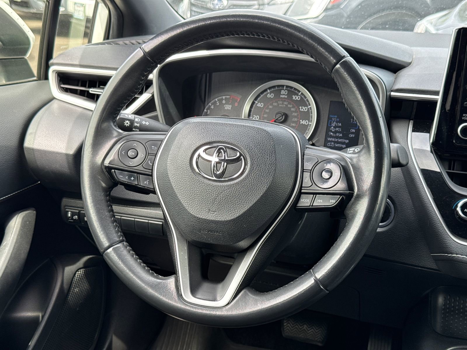Used 2022 Toyota Corolla SE image 12