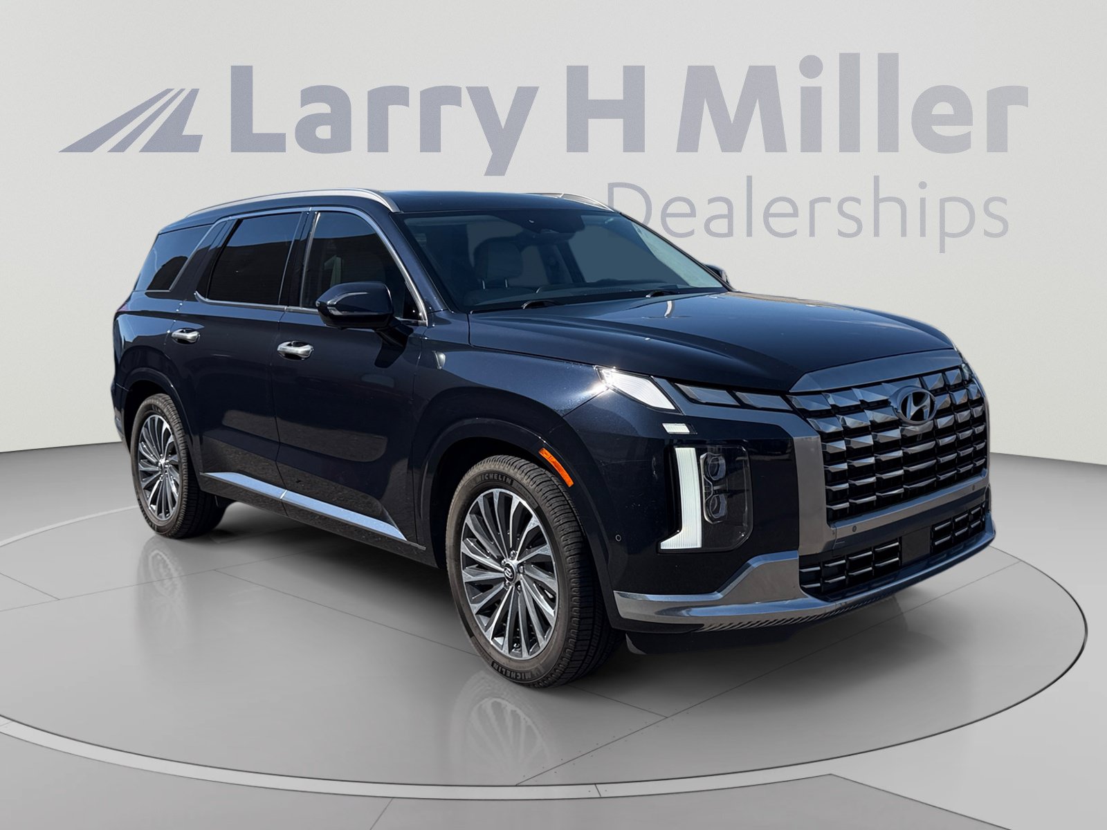 Used 2024 Hyundai Palisade Calligraphy AWD/4WD image 7