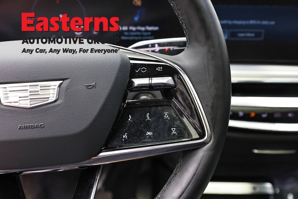 Used 2025 Cadillac Lyriq Luxury AWD/4WD image 18