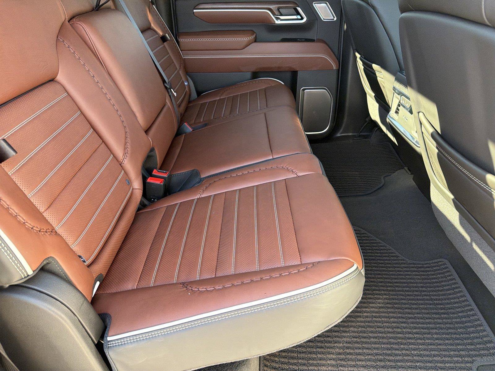 New 2026 GMC Sierra 3500 Denali Ultimate AWD/4WD image 13