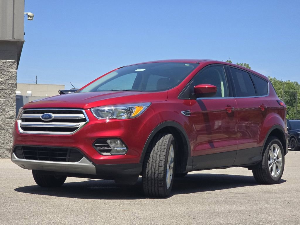 Used 2019 Ford Escape SE FWD image 12