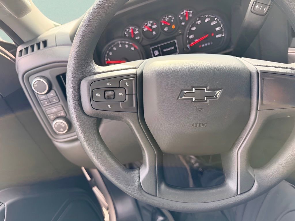 Used 2026 Chevrolet Silverado 1500 Custom Trail Boss w/ LPO, Dark Essentials Package image 24
