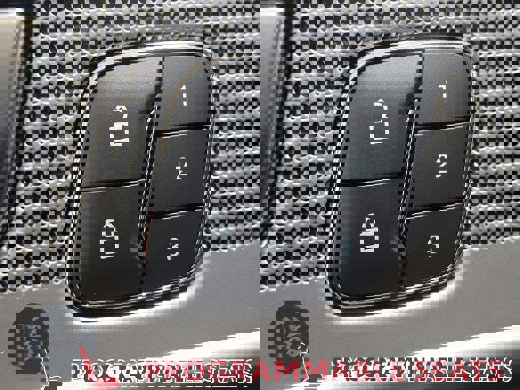 Used 2022 Ford Explorer Limited w/ Equipment Group 301A image 27