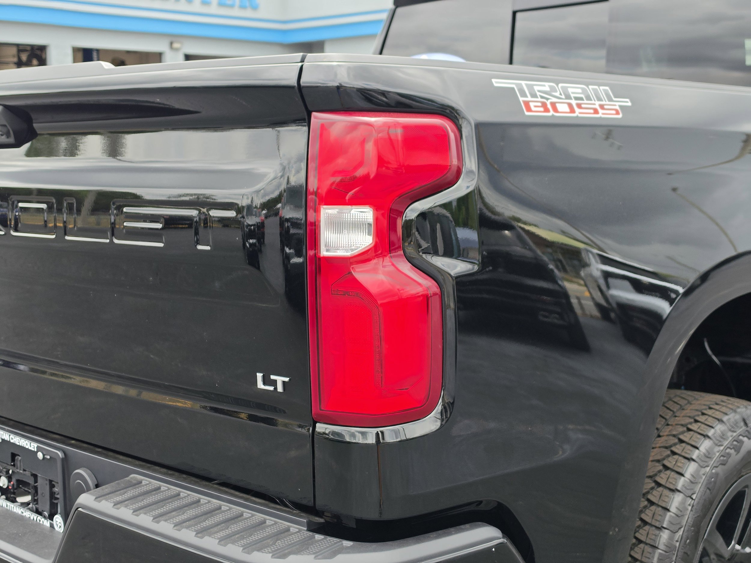 New 2026 Chevrolet Silverado 1500 LT Trail Boss w/ Convenience Package II AWD/4WD image 11