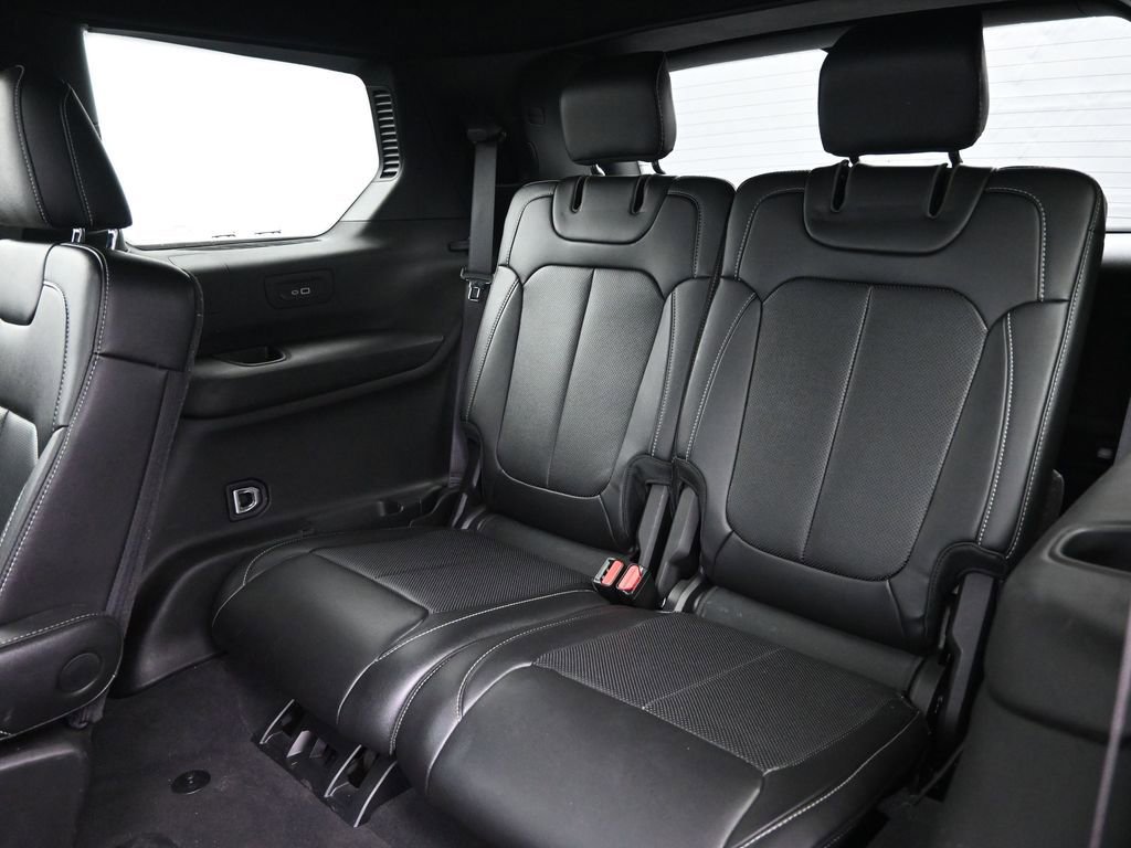 Used 2024 Jeep Grand Cherokee L Limited w/ Luxury Tech Group II image 33