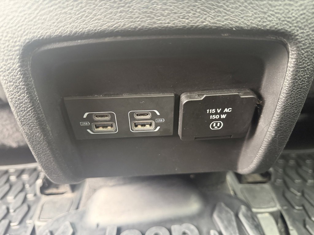 Used 2021 Jeep Cherokee Limited image 16