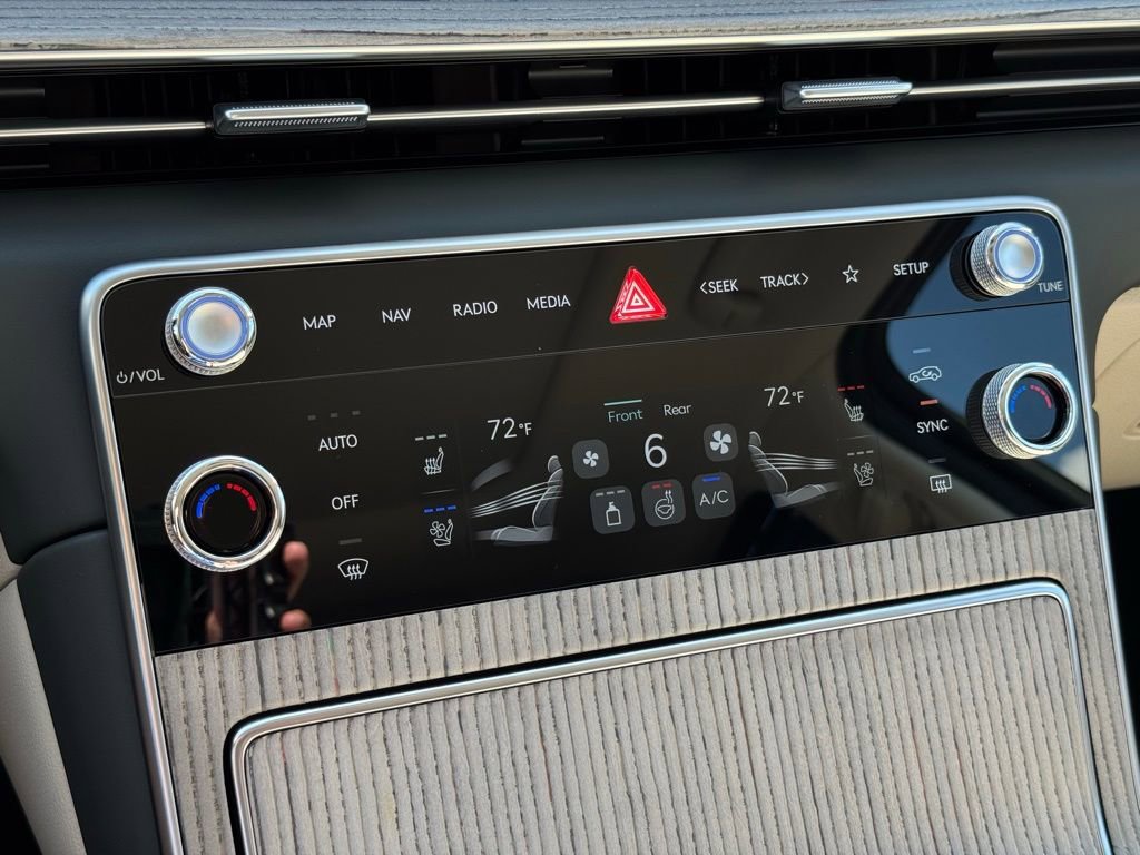 New 2026 Genesis GV80 2.5T Advanced image 37