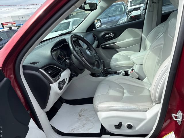 Used 2020 Jeep Cherokee Limited AWD/4WD image 8